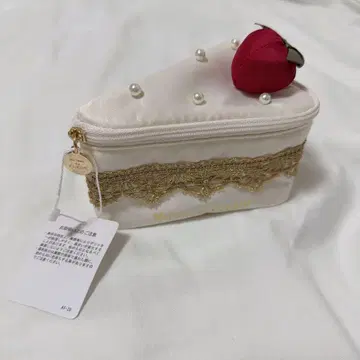 Maison de FLEUR 메종 드 플뢰르 케이크 파우치