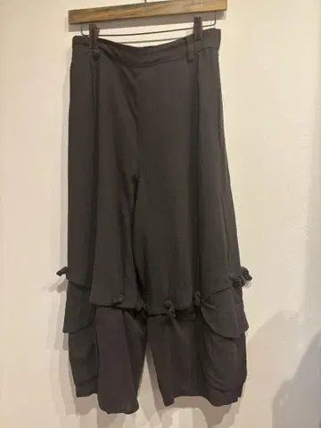 지우 디자인 와이드 팬츠 센소유니코