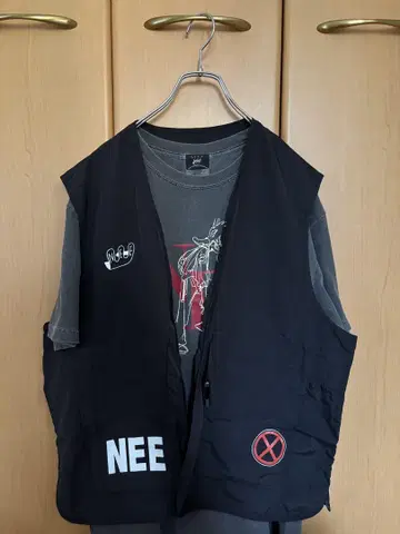 NEE 굿즈