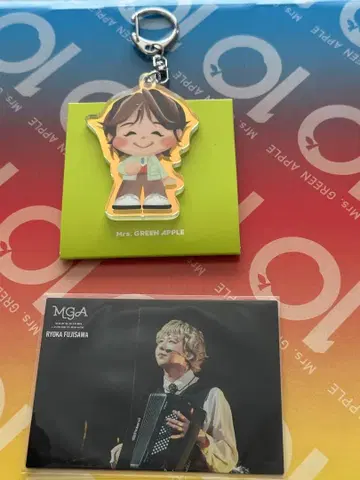 Mrs. GREEN APPLE 후지사와 료카 키링 & 포토 카드