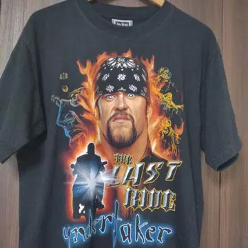 WWE 언더테이커 Undertaker 티셔츠 L 사이즈 WWE