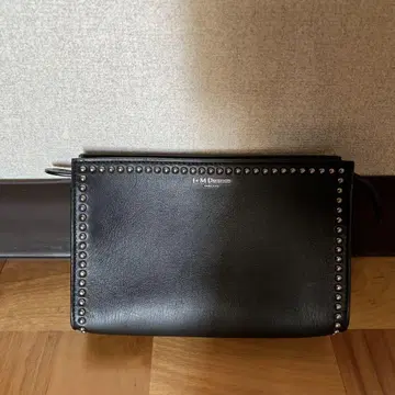 J&M Davidson 블랙 가죽 클러치백