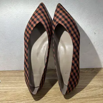 카시야마 V컷 브라운 계열 오렌지 하이힐 펌프스 25cm L 사이즈