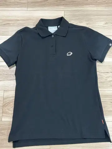 MAMMUT 블랙 피케 셔츠
