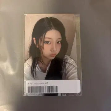 ILLIT 아이릿 bomb 유니버셜 라키드로 트레이딩 카드 원희