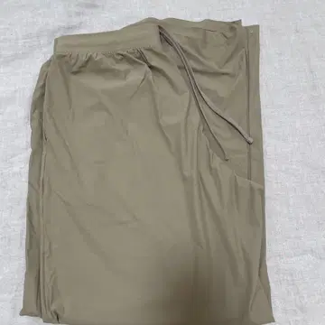유니클로 에어리즘 와이드 팬츠 M 베이지