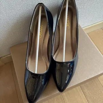 블랙 스틸레토 하이힐 LL