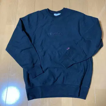 UNDEFEATED 트레이닝복