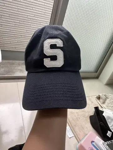 CAMAJJEAN 자수 S 로고 네이비 캡