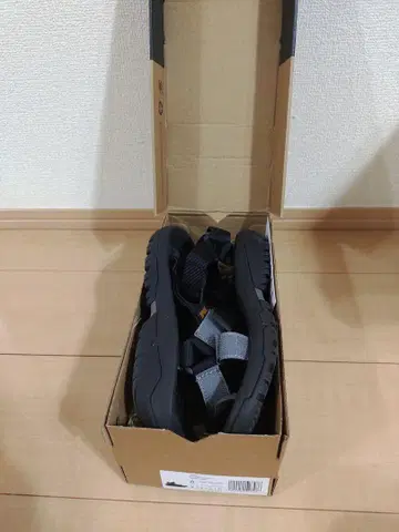 Teva Hurricane XLT2 샌들 8 사이즈 블랙