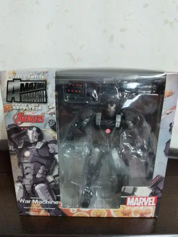 어메이징 야마구치 No.016 War machine(워 머신)
