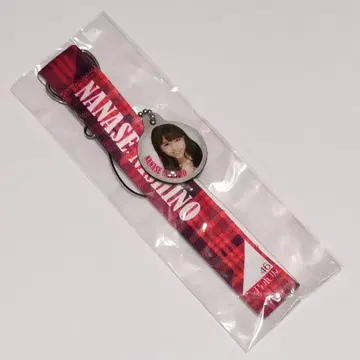 니시노 나나세 참 포함 스트랩 태양 노크