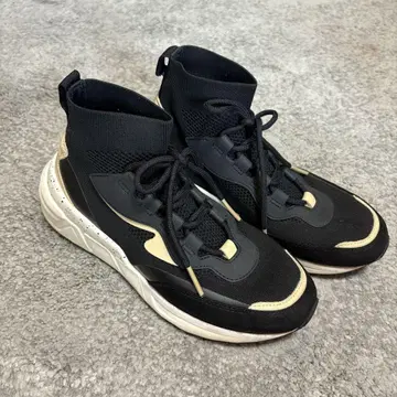 ZARA 대비 삭스 스니커즈 블랙 검정