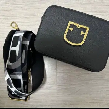FURLA 훌라 숄더백 카메라백 바디백