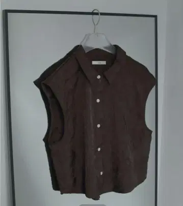 anuke Washer Sleeveless Shirts 브라운