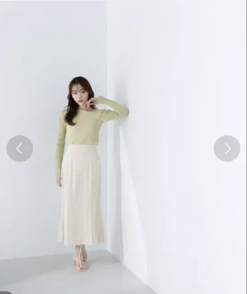 내추럴 뷰티 베이직 사이드 슬릿 내로우 스커트