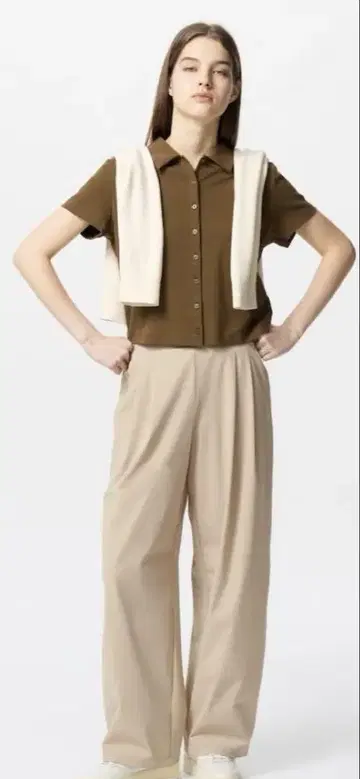 유니클로 울트라 스트레치 액티브 와이드 팬츠