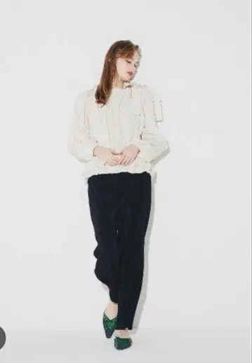 COEL 플리츠 플레어 팬츠 블랙 38 새상품