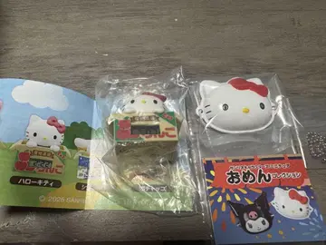 산리오 헬로키티 캡슐 토이