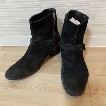 블랙 스웨이드 사이드 고어 부츠 지퍼