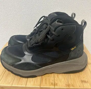 Teva 하이컷 스니커즈 블랙