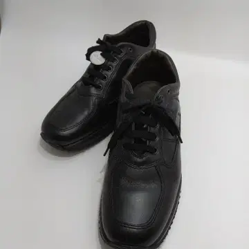 HOGAN 블랙 가죽 하이컷 스니커즈