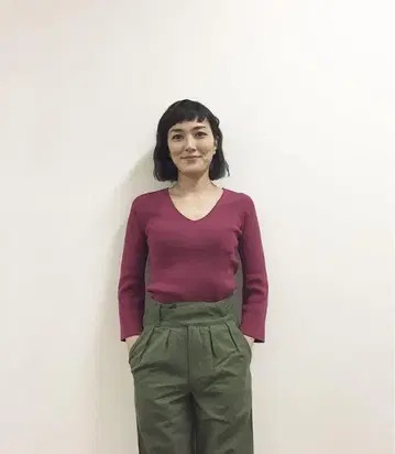 미사용 새상품! SINME 풀 니들 V 넥 풀오버 이에나