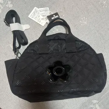 MARY QUANT 블랙 핸드백 플라워 모티브