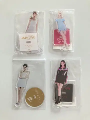 TWICE 쯔위 tyuzu 아크릴 스탠드 4개 세트