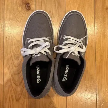 gravis 그레이 스니커즈