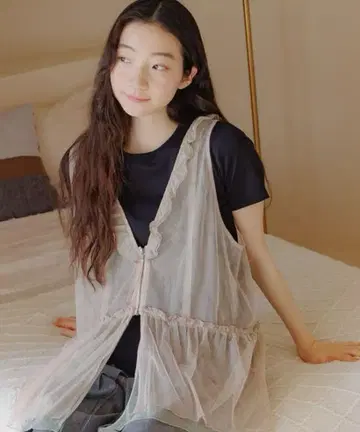 모듬 프릴 튤 베스트 베이지