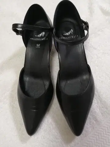 블랙 스틸레토 펌프스 22.0cm