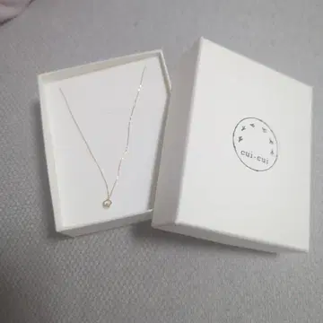 큐이큐이 오팔 목걸이