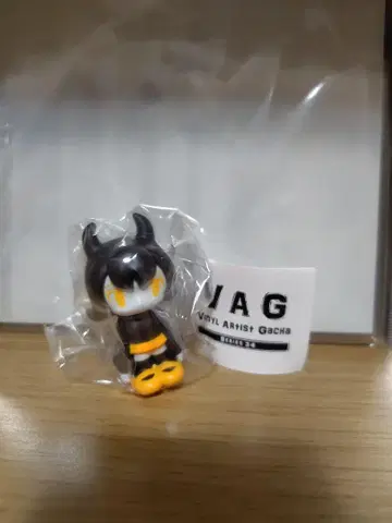vag 가챠 카에짱 Vol.2 블랙 (옐로우 컬러)