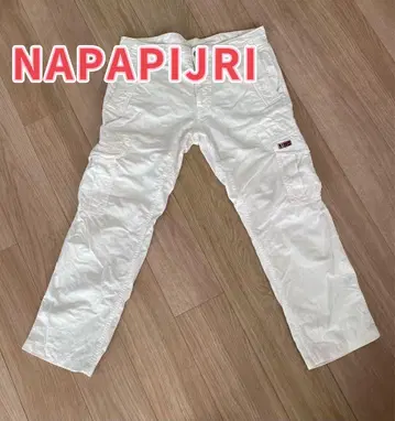 나파피리 (NAPAPIJRI) 화이트 카고 팬츠