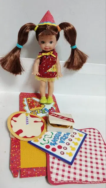 마텔 사 바비 인형의 여동생 켈리의 친구 피자 타임 첼시