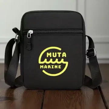 MUTA MARINE 메신저 백 블랙 15x20cm