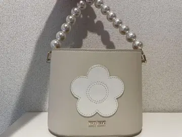 새상품급 MARY QUANT 핸드백