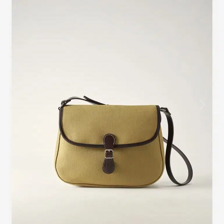 Shop urbanic30 on Bunjang Global Site - No more Korean account!