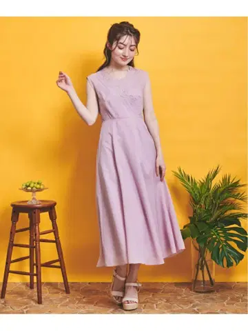 연보라 슬리브리스 플레어 원피스