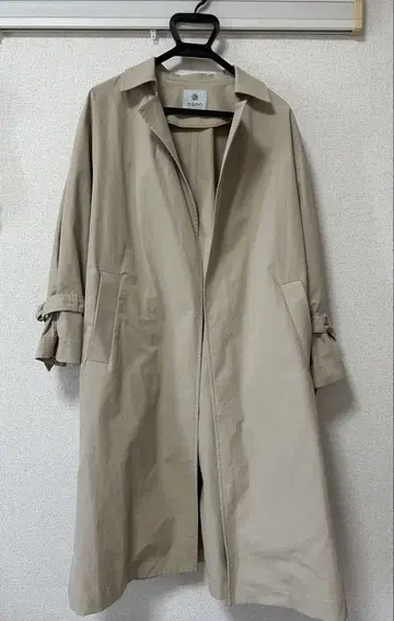 베이지 트렌치코트 롱 기장