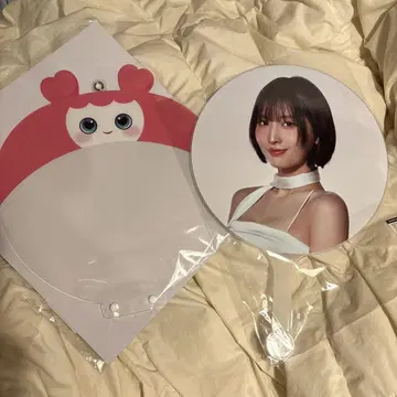 TWICE THISISFOR INCHEON 부채, 부채 커버 허벅지