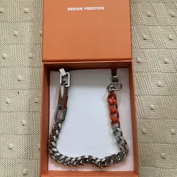새상품 HERON PRESTON 체인 목걸이 실버/오렌지