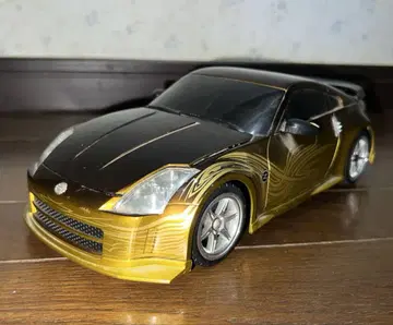 와일드 스피드 페어 레이디 Z 350z 골드 컬러