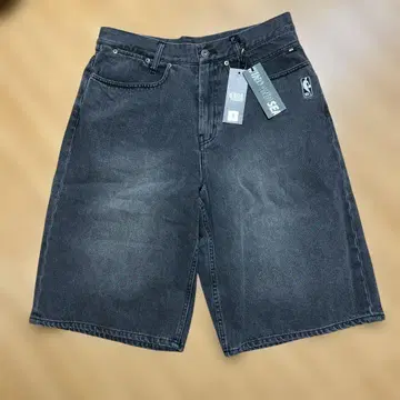 WIND AND SEA 하프 팬츠