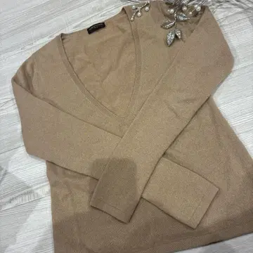 HOMISPHERES 캐시미어 V넥 스웨터 베이지