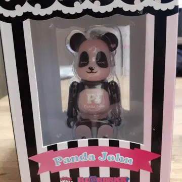 BE@RBRICK Panda John 피규어 스트랩