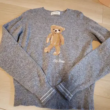 LILY BROWN 곰 자수 그레이 긴팔 니트
