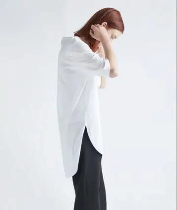 ATON 라운드 헤 티셔츠