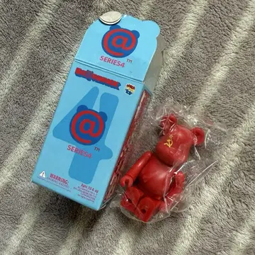 MEDICOMTOY 베어브릭 FLAG 소련 100% 시리즈 4